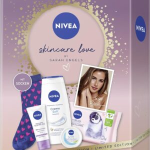 Set cadou NIVEA Skincare Love by Sarah Engels – Îngrijire completă față & corp + accesorii, ediție limitată